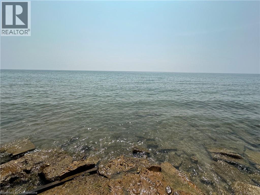 Photo 32 of 2110 Lakeshore Road, Dunnville ON