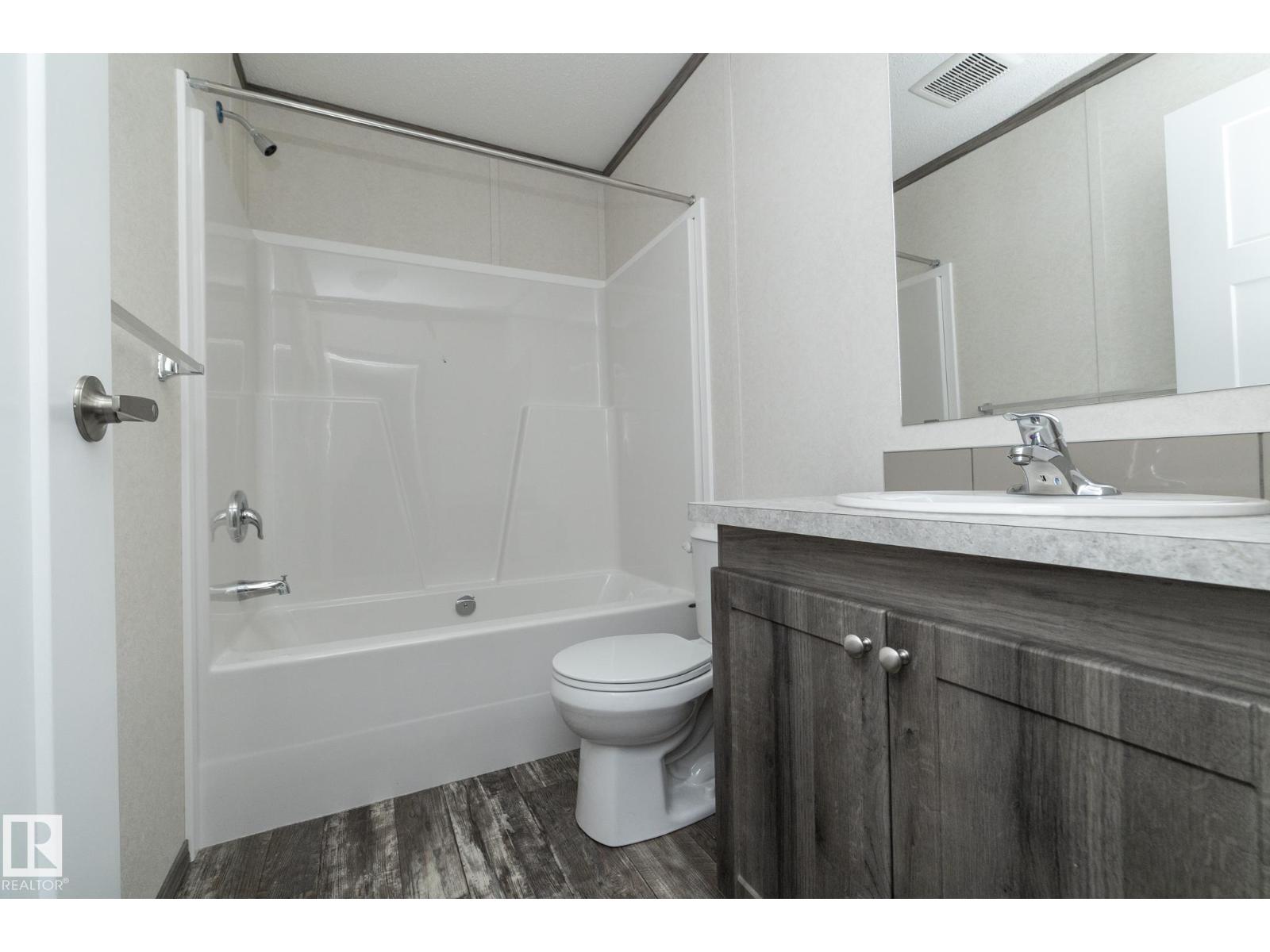 74 Willow Park ES, Leduc