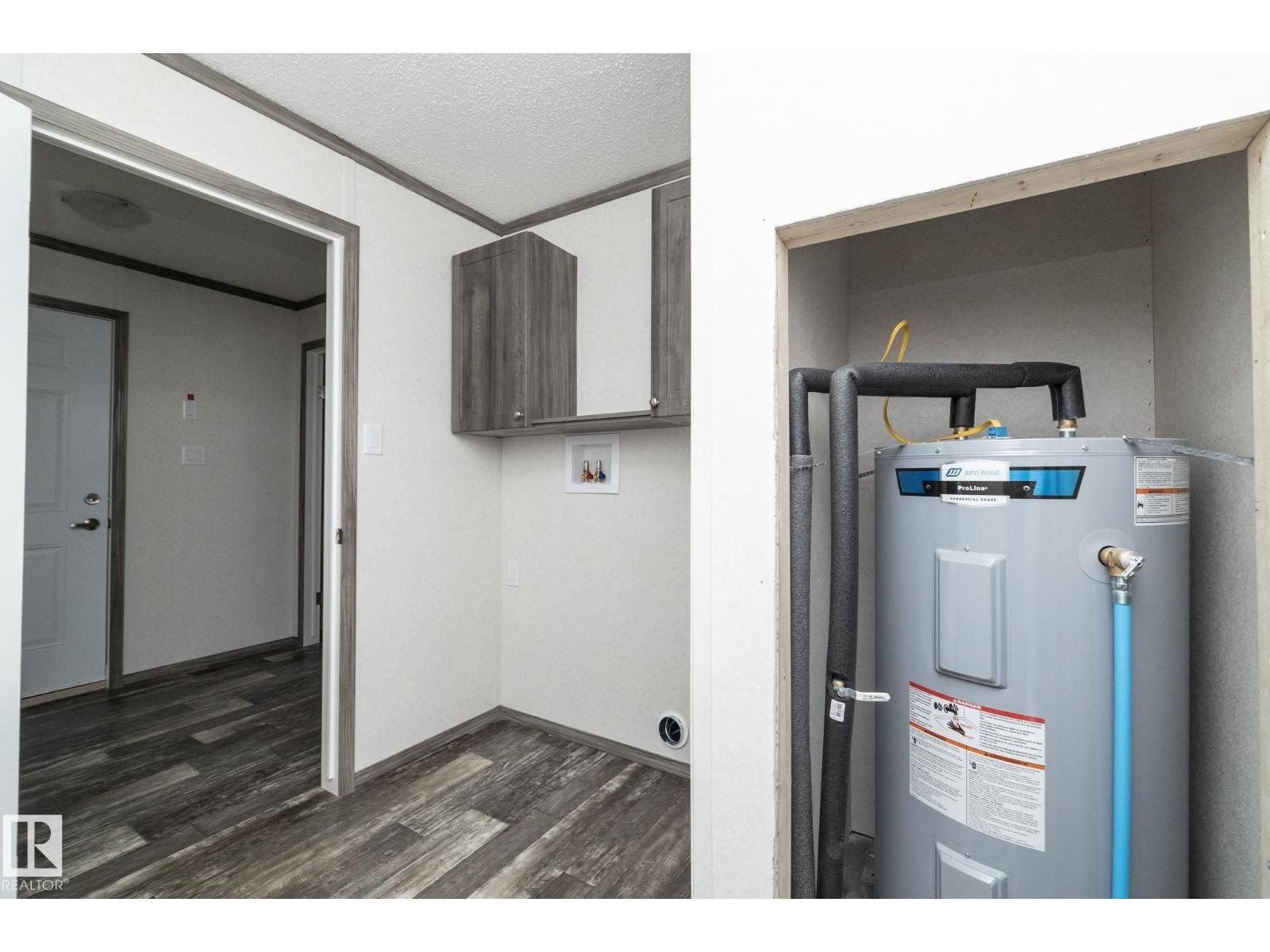 74 Willow Park ES, Leduc