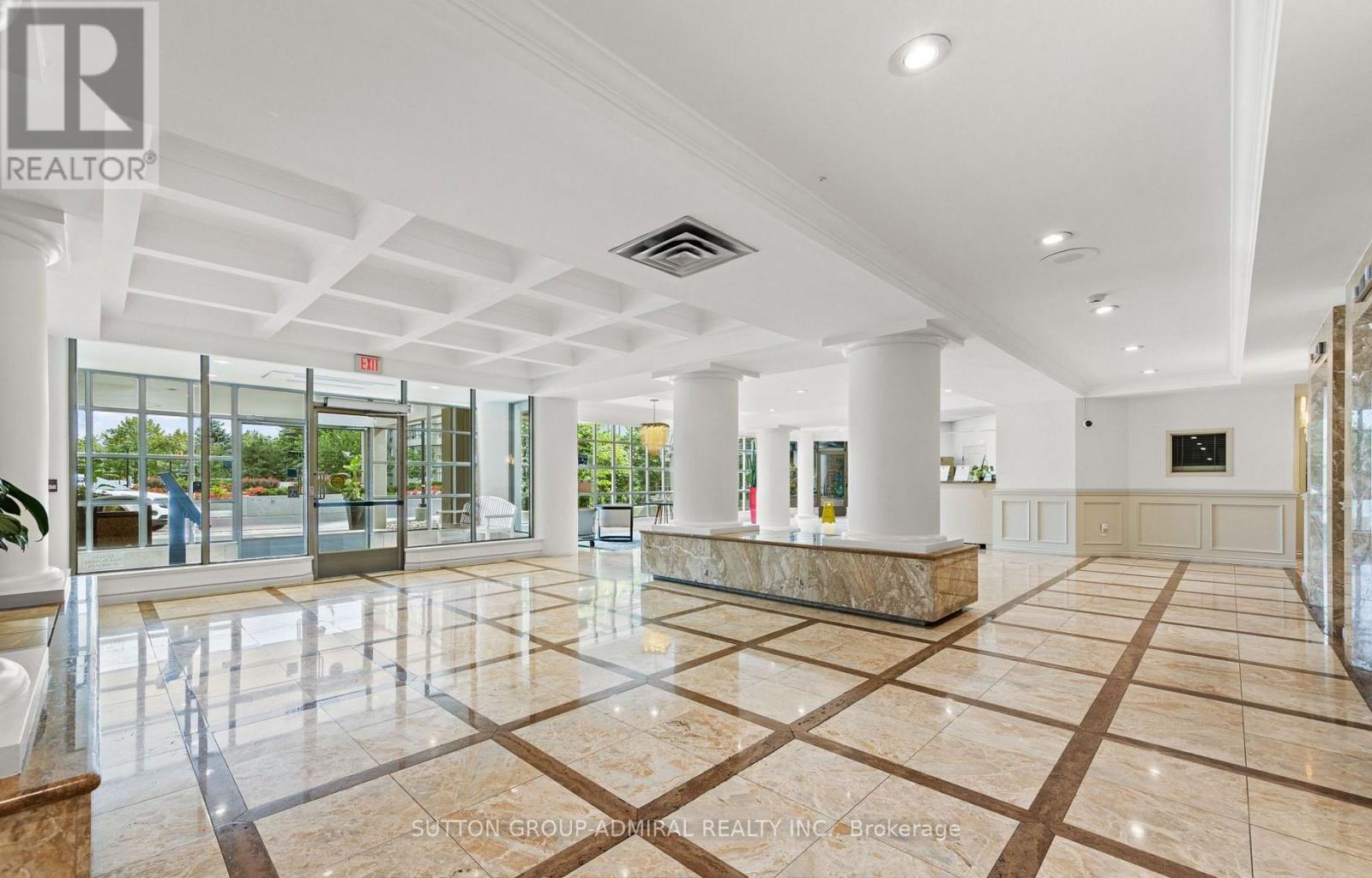 Photo 28 of 604 7 Townsgate Drive, Vaughan ON
