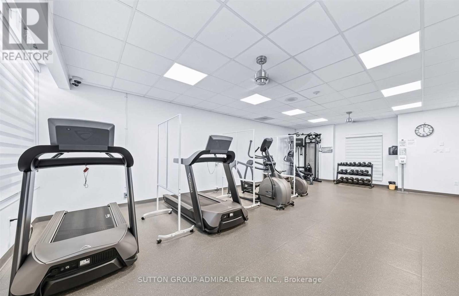 Photo 33 of 604 7 Townsgate Drive, Vaughan ON