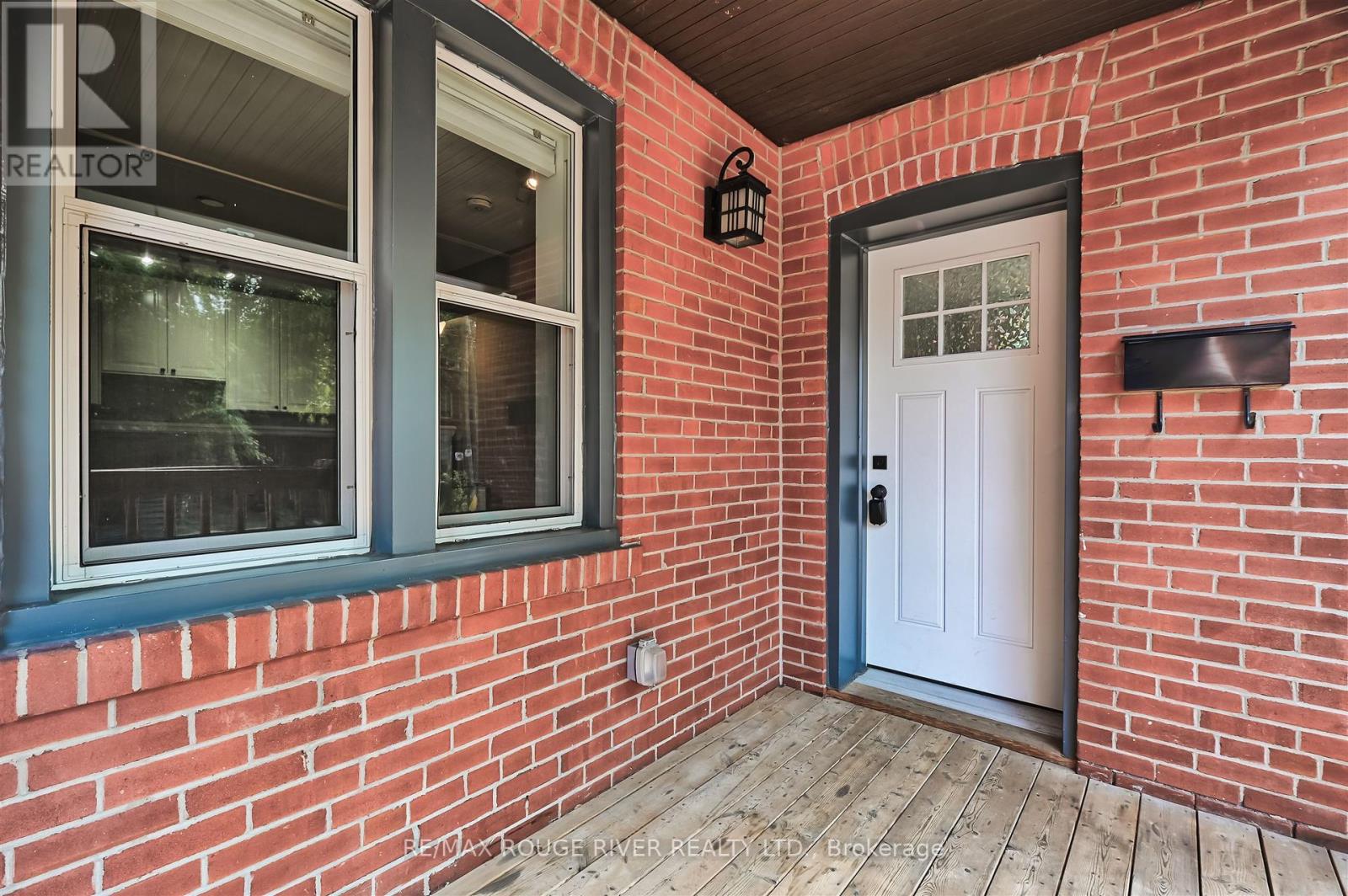 Photo 3 of 498 Annette Street, Toronto ON