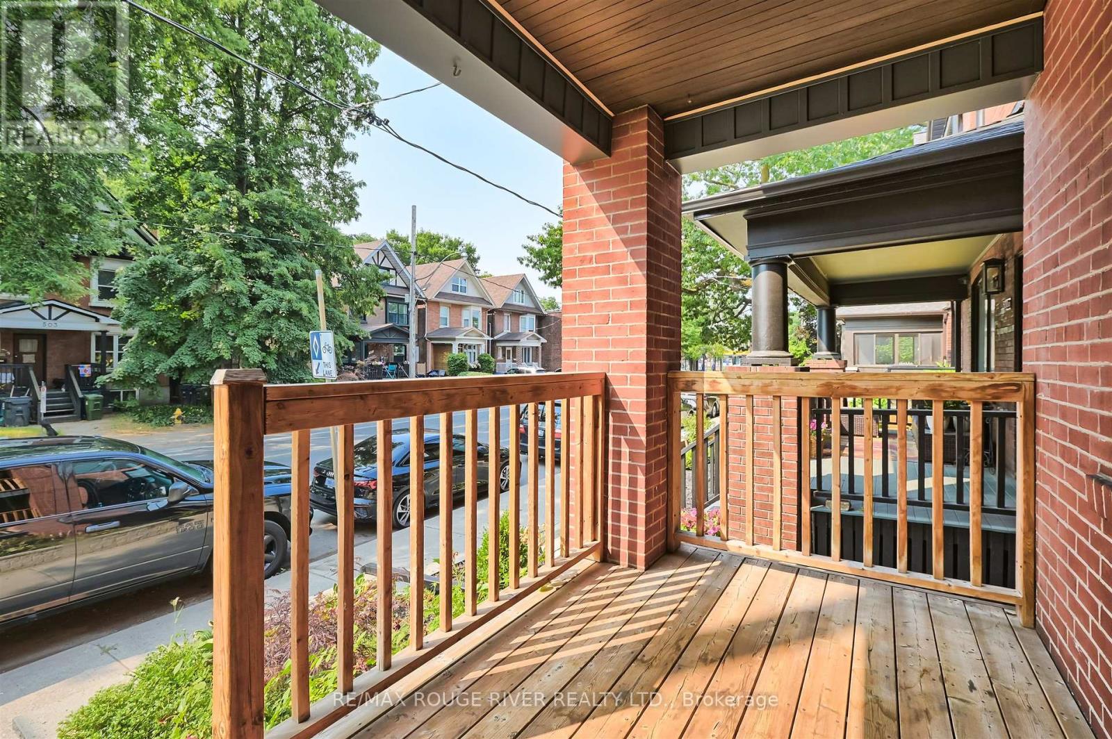 Photo 4 of 498 Annette Street, Toronto ON