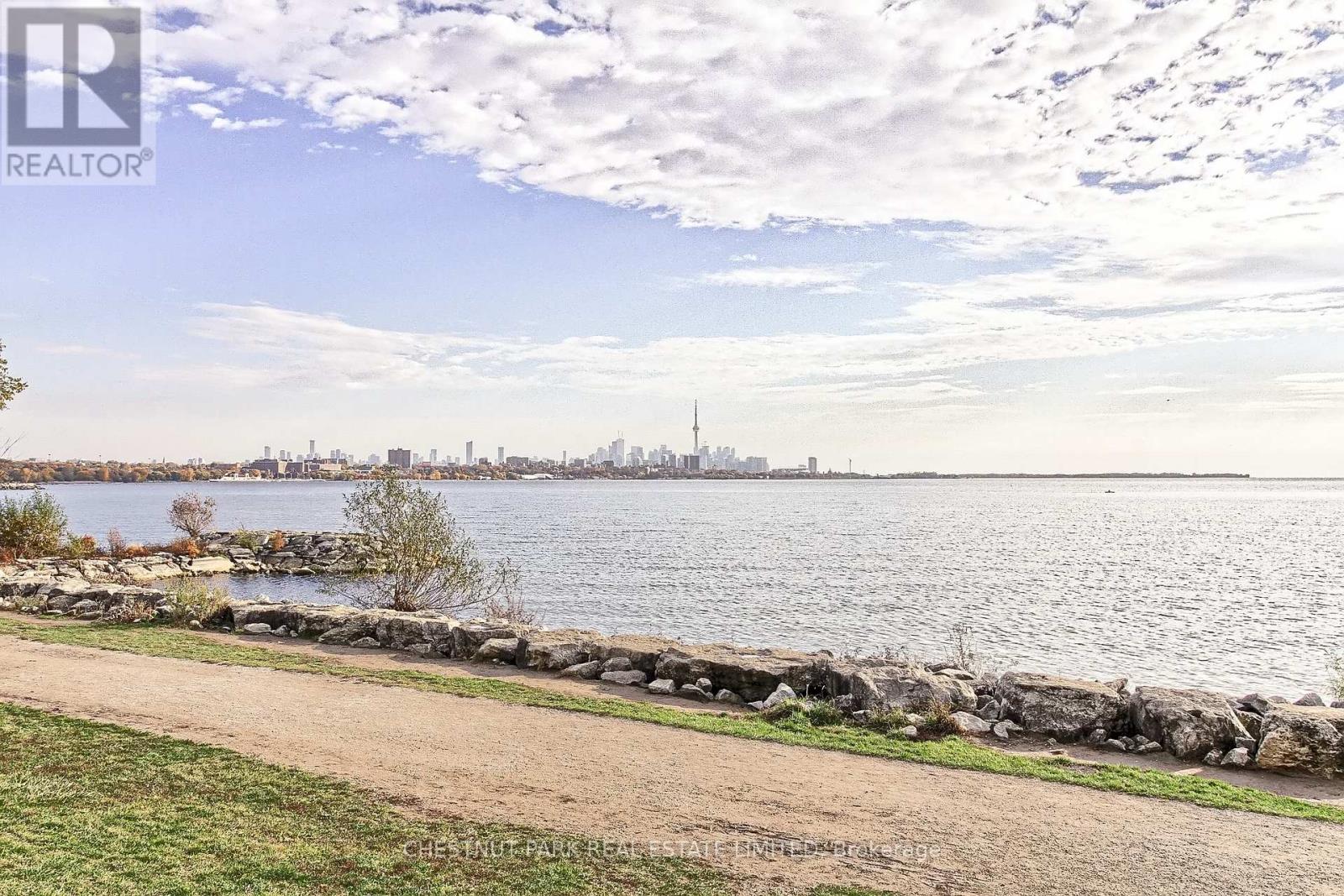 Photo 40 of 1805 2121 Lake Shore Boulevard W, Toronto ON