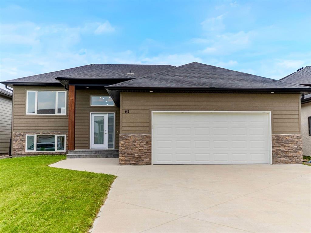 Photo 1 of 61 Parkhill Crescent, Steinbach MB
