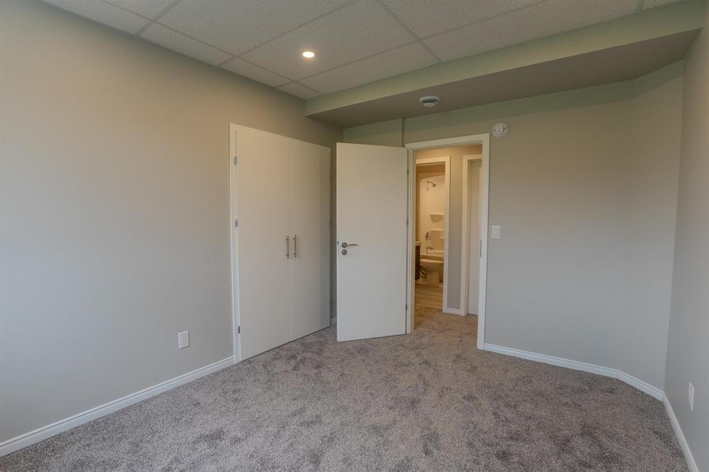 Photo 32 of 61 Parkhill Crescent, Steinbach MB