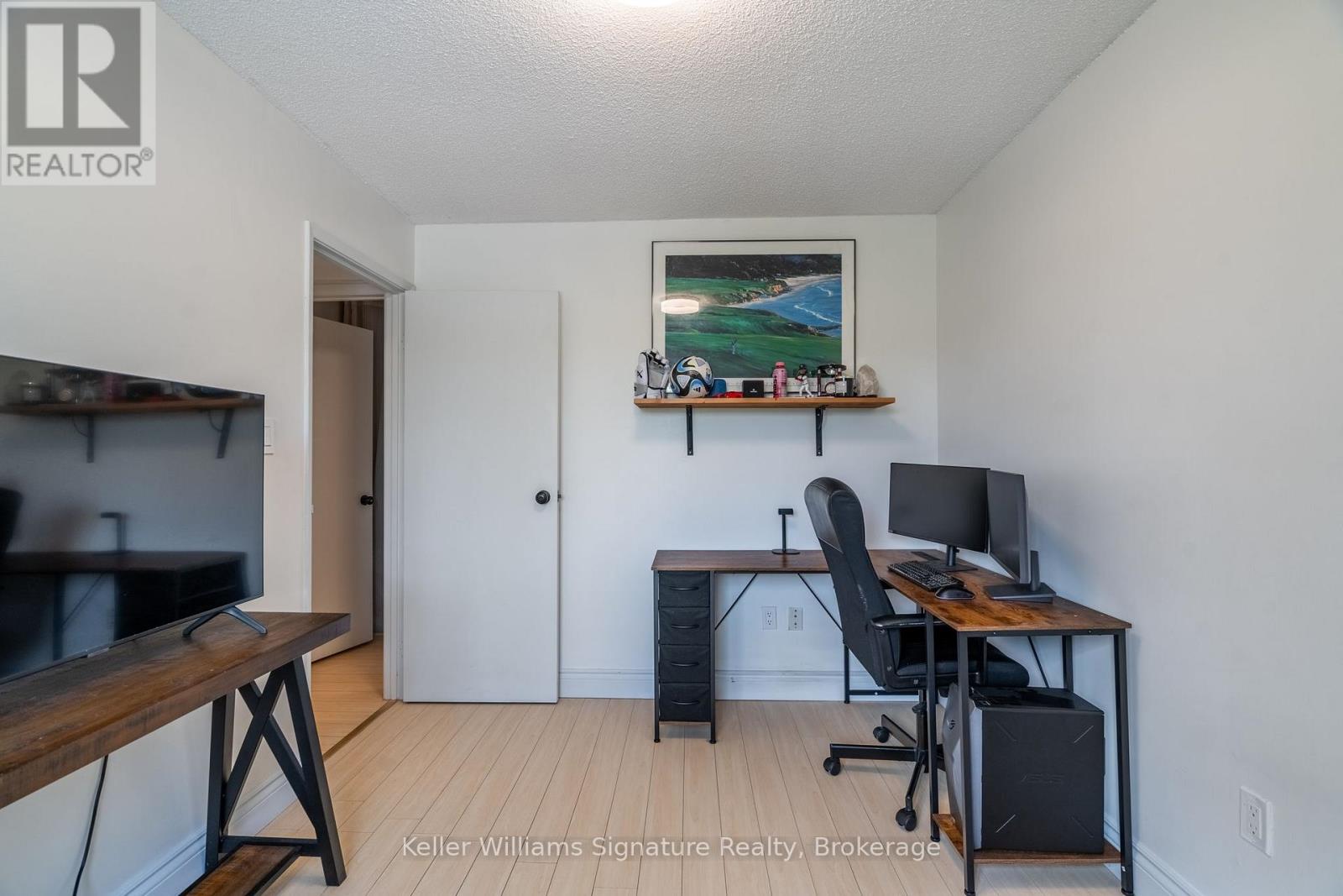 Photo 29 of 305 3835 Lake Shore Boulevard W, Toronto ON