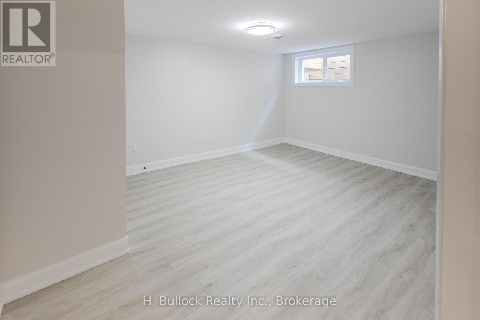 Photo 9 of 3336 Kodiak Street, Ottawa ON