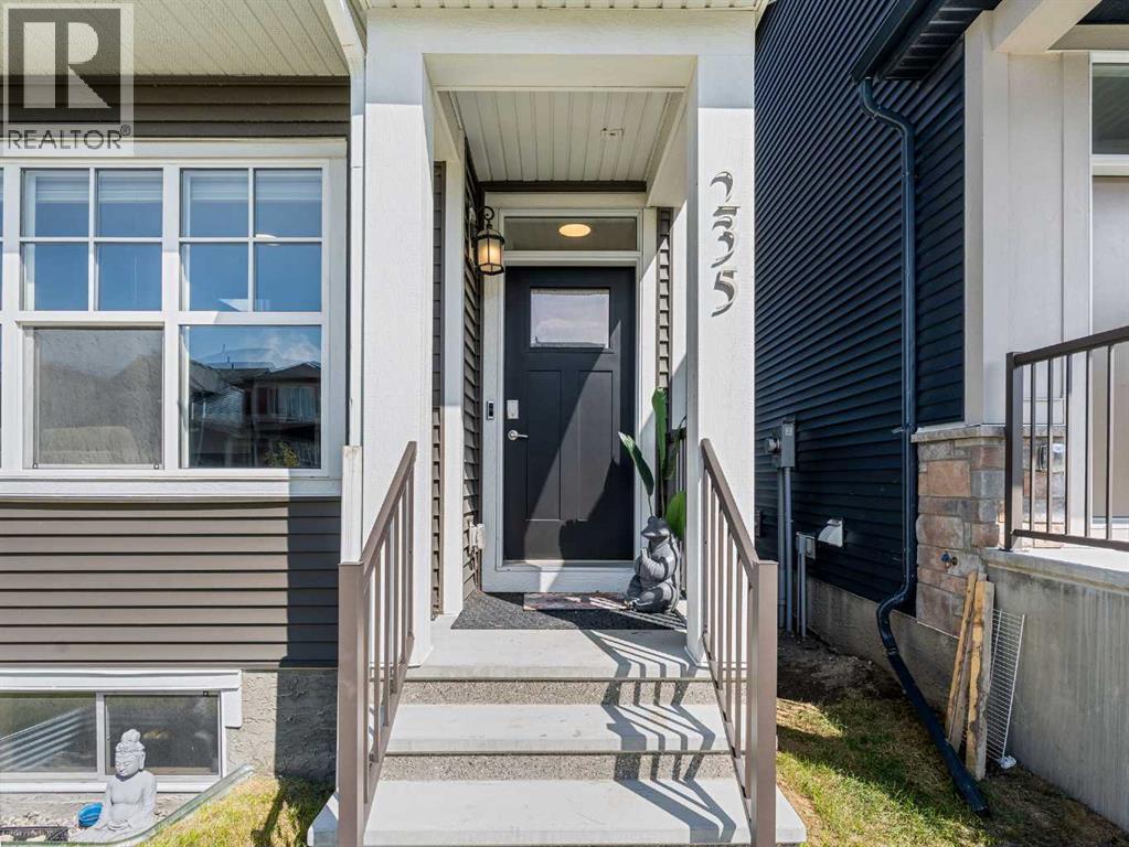 Single Family House 5 Level for Sale in  Aquila Way NW Glacier Ridge Calgary 