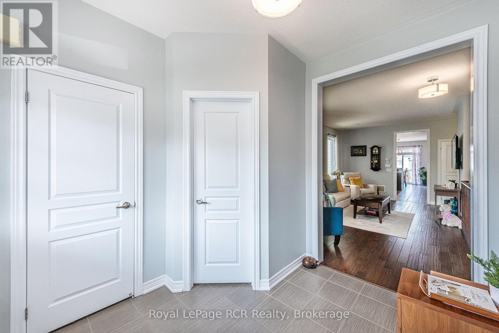Photo 21 of 256 Johnson Drive, Shelburne ON