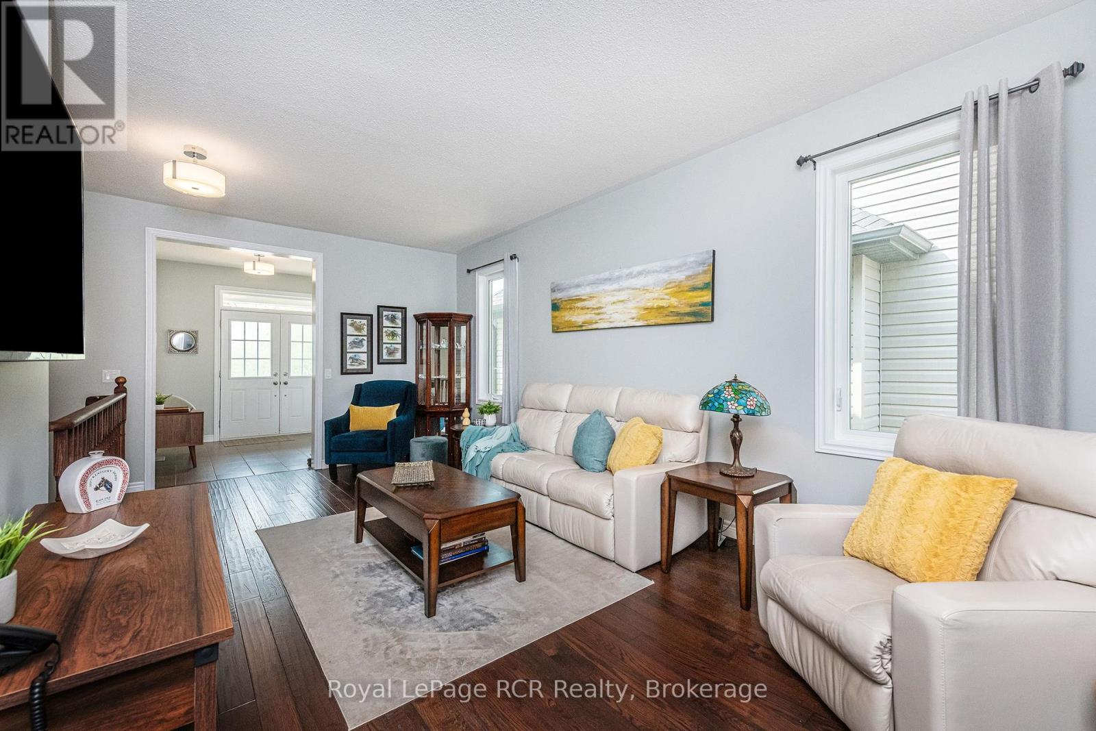 Photo 22 of 256 Johnson Drive, Shelburne ON