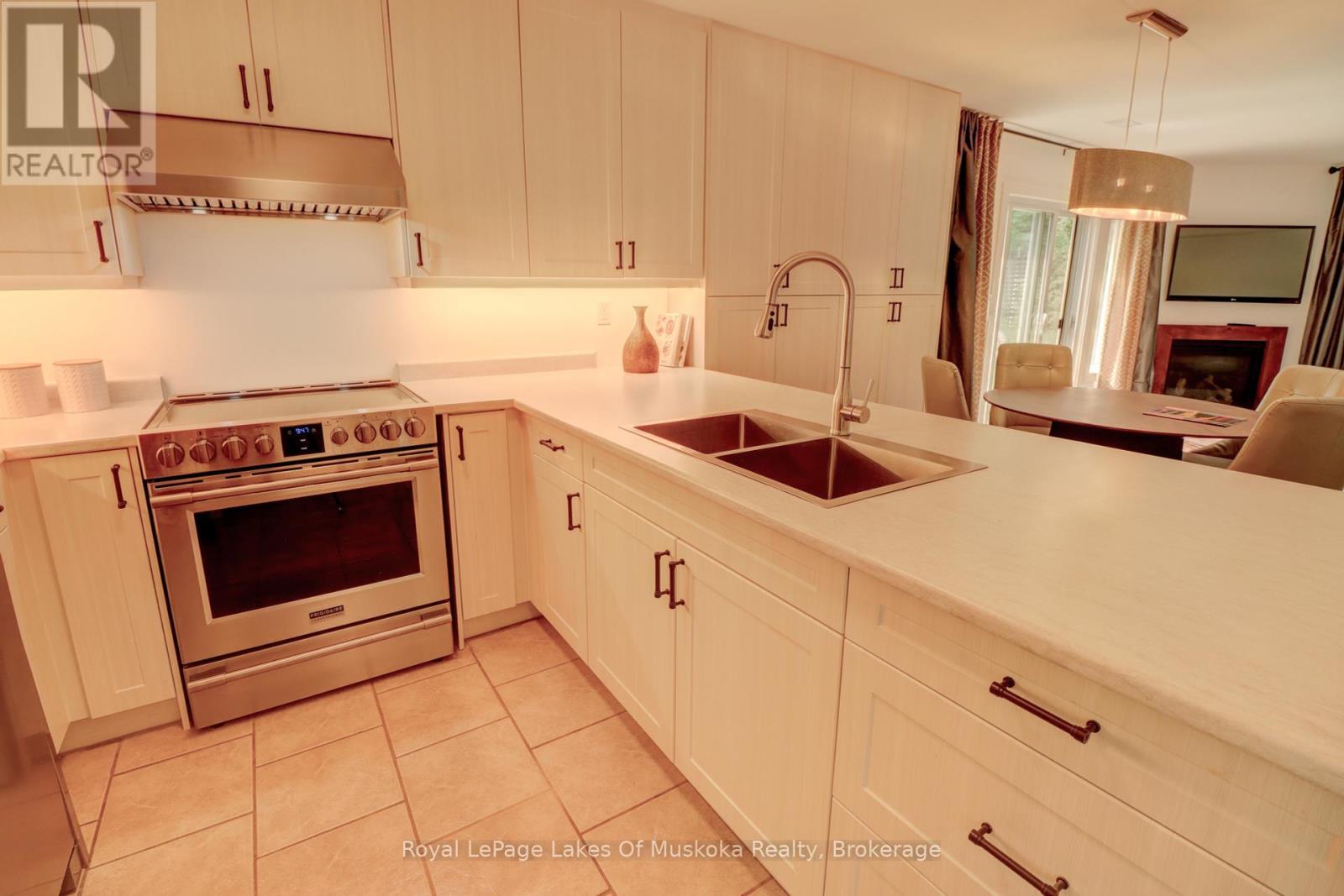 Photo 4 of 8 1561 Hidden Valley Road, Huntsville ON