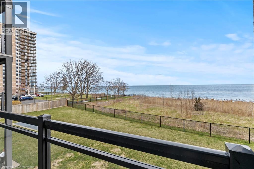 Photo 16 of 35 Southshore Crescent Unit 230, Hamilton ON