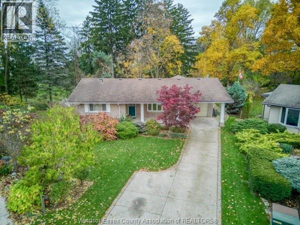 Photo 4 of 331 Bayview Crescent, Kingsville ON