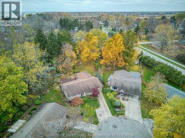 Photo 6 of 331 Bayview Crescent, Kingsville ON