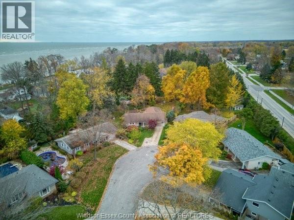 Photo 7 of 331 Bayview Crescent, Kingsville ON
