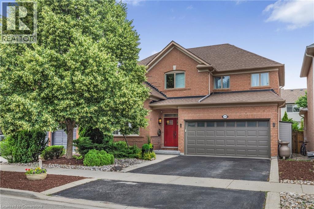 Photo 1 of 1256 Roundwood Crescent, Oakville ON
