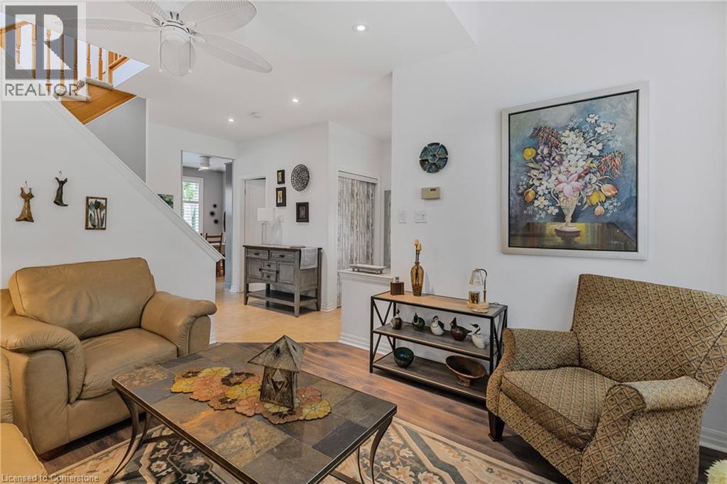 Photo 10 of 1256 Roundwood Crescent, Oakville ON