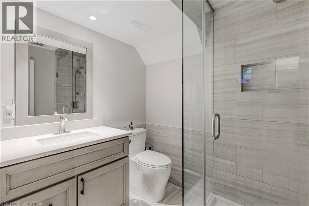 Photo 29 of 1256 Roundwood Crescent, Oakville ON