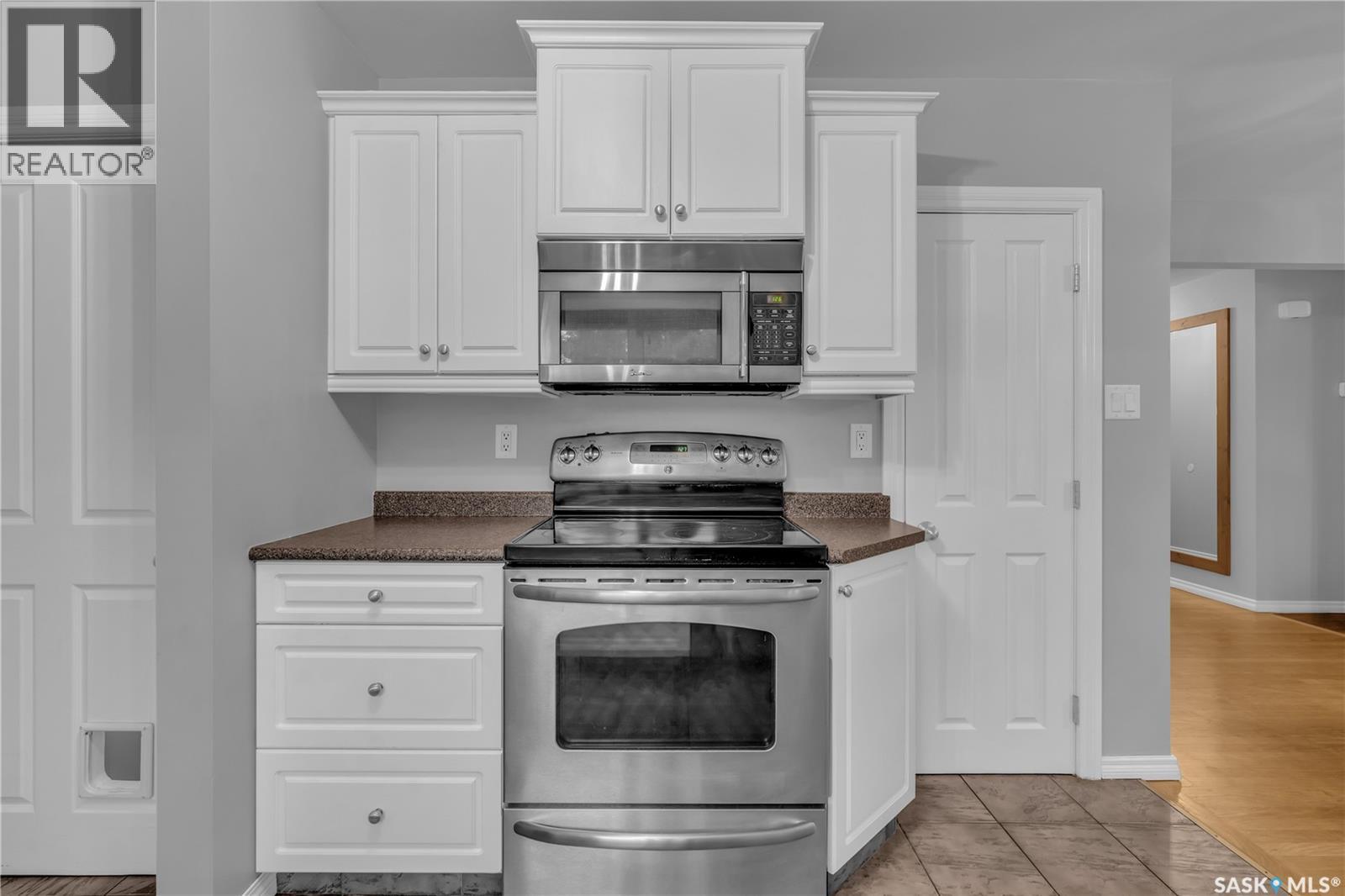 Photo 10 of 2439 Gordon Road, Regina SK