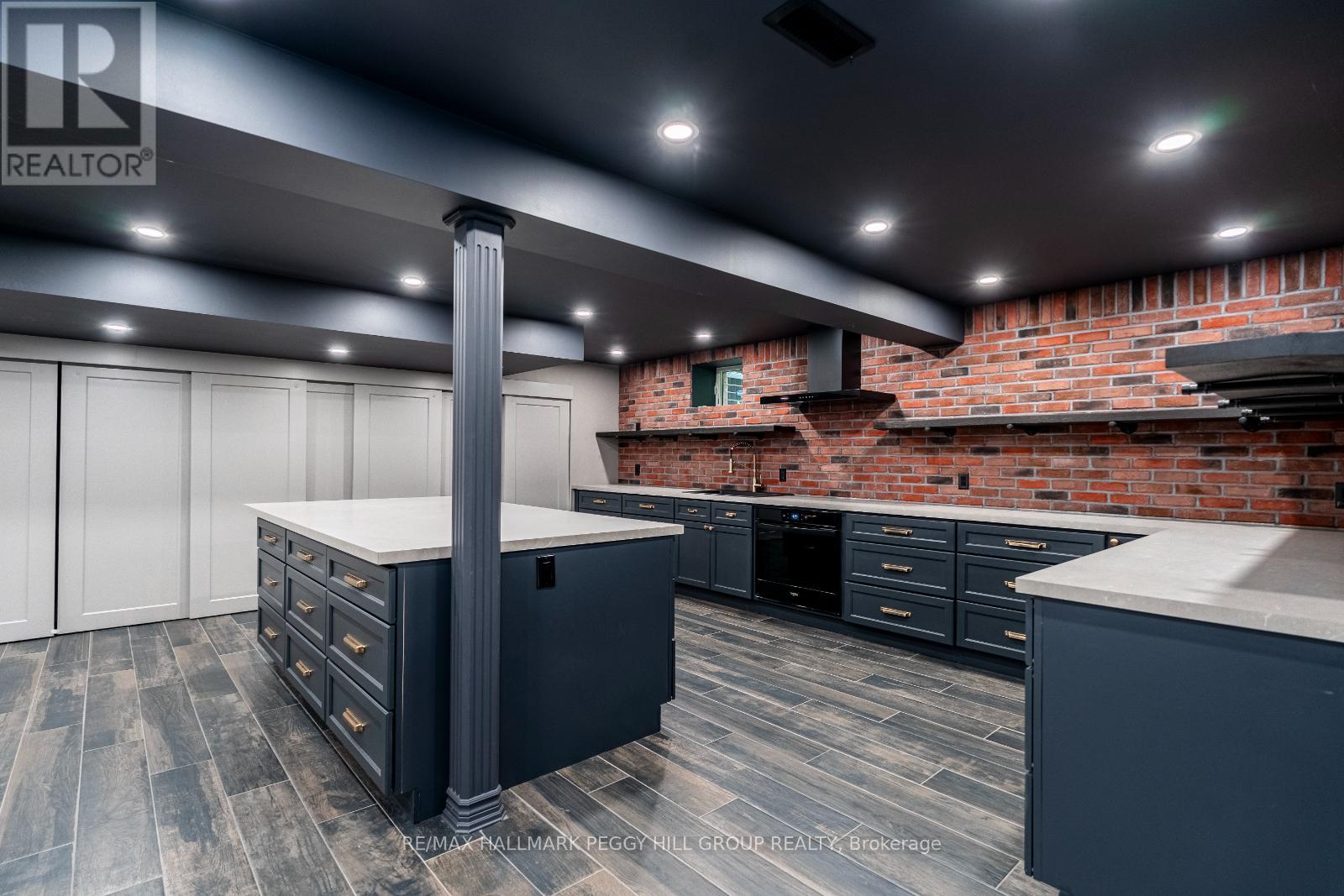 Photo 18 of 11 Emerald Terrace, Oromedonte ON