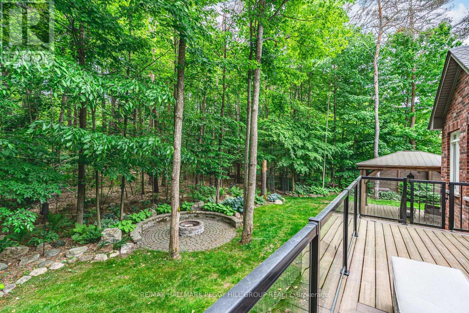 Photo 25 of 11 Emerald Terrace, Oromedonte ON