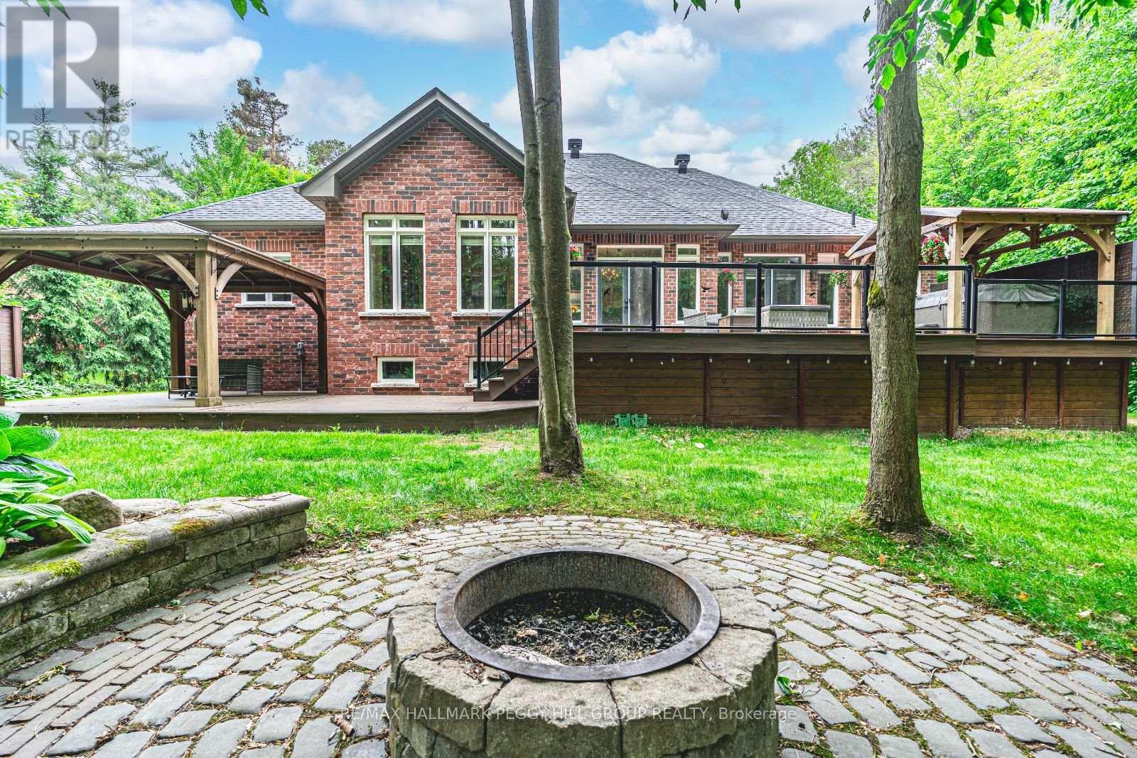 Photo 29 of 11 Emerald Terrace, Oromedonte ON