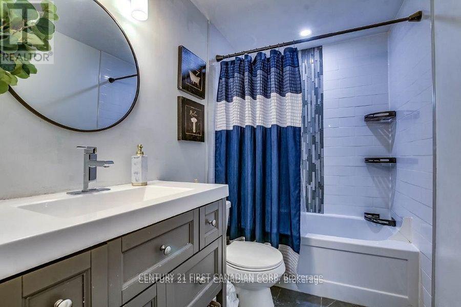 Photo 13 of 32 700 Exeter Road, London South ON
