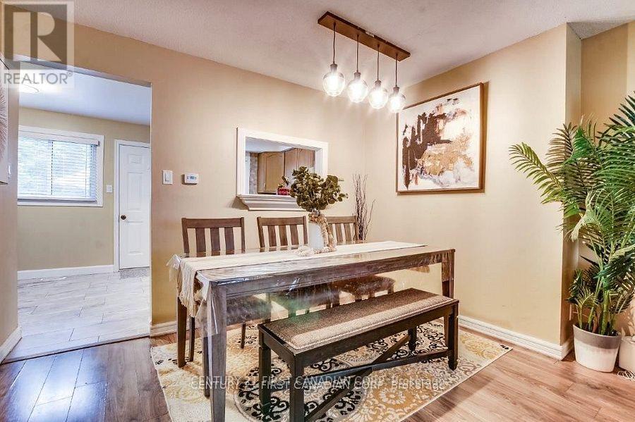 Photo 4 of 32 700 Exeter Road, London South ON