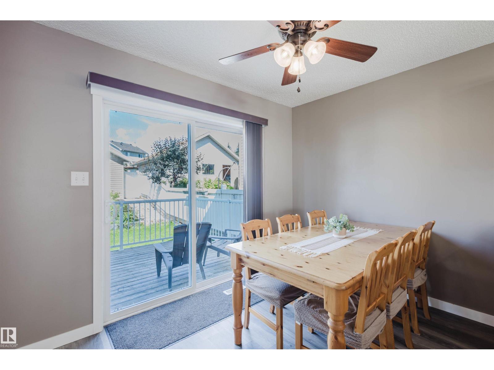 Photo 17 of 3032 Trelle Cr Nw, Edmonton AB