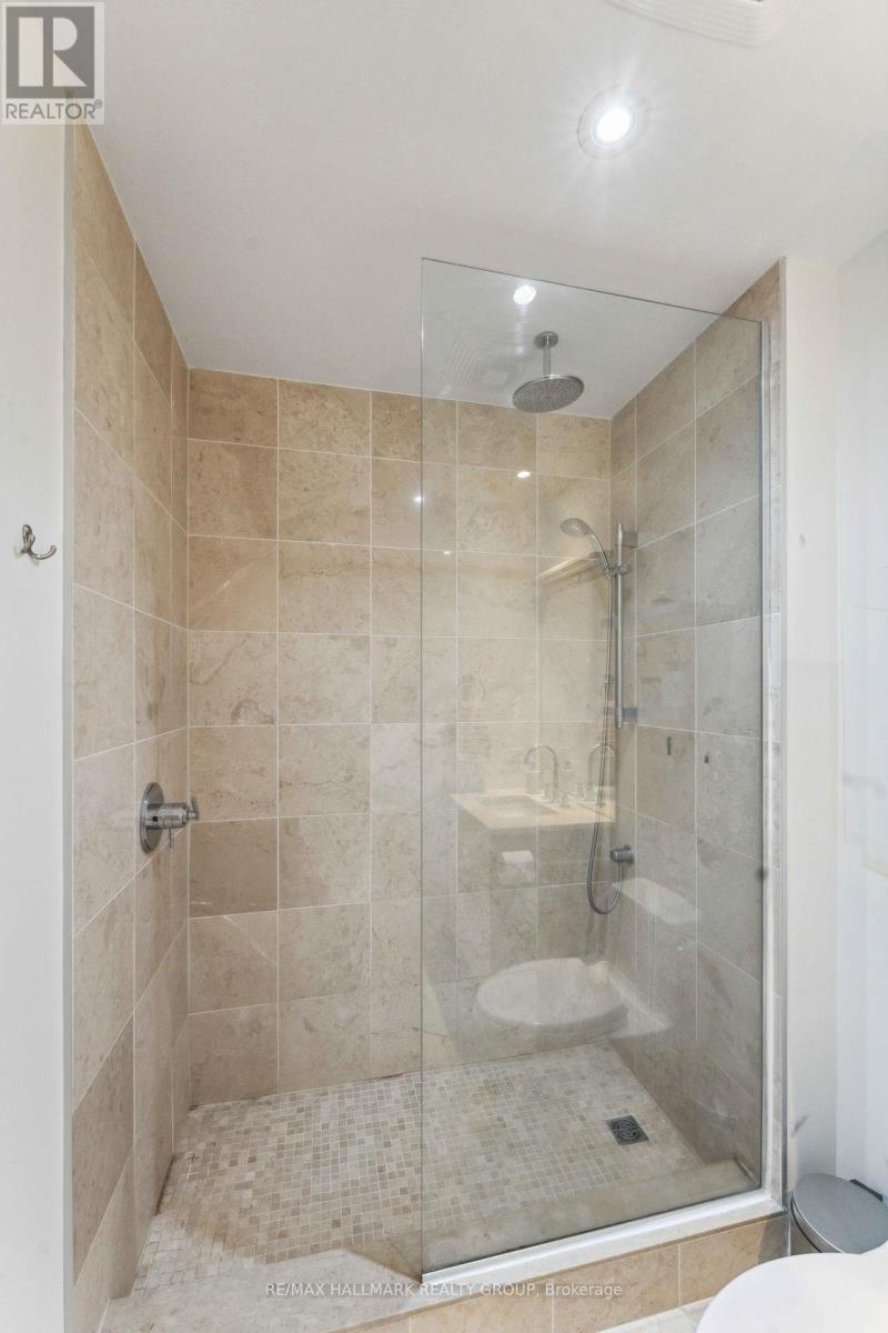 Photo 14 of 1602 111 Champagne Avenue S, Ottawa ON