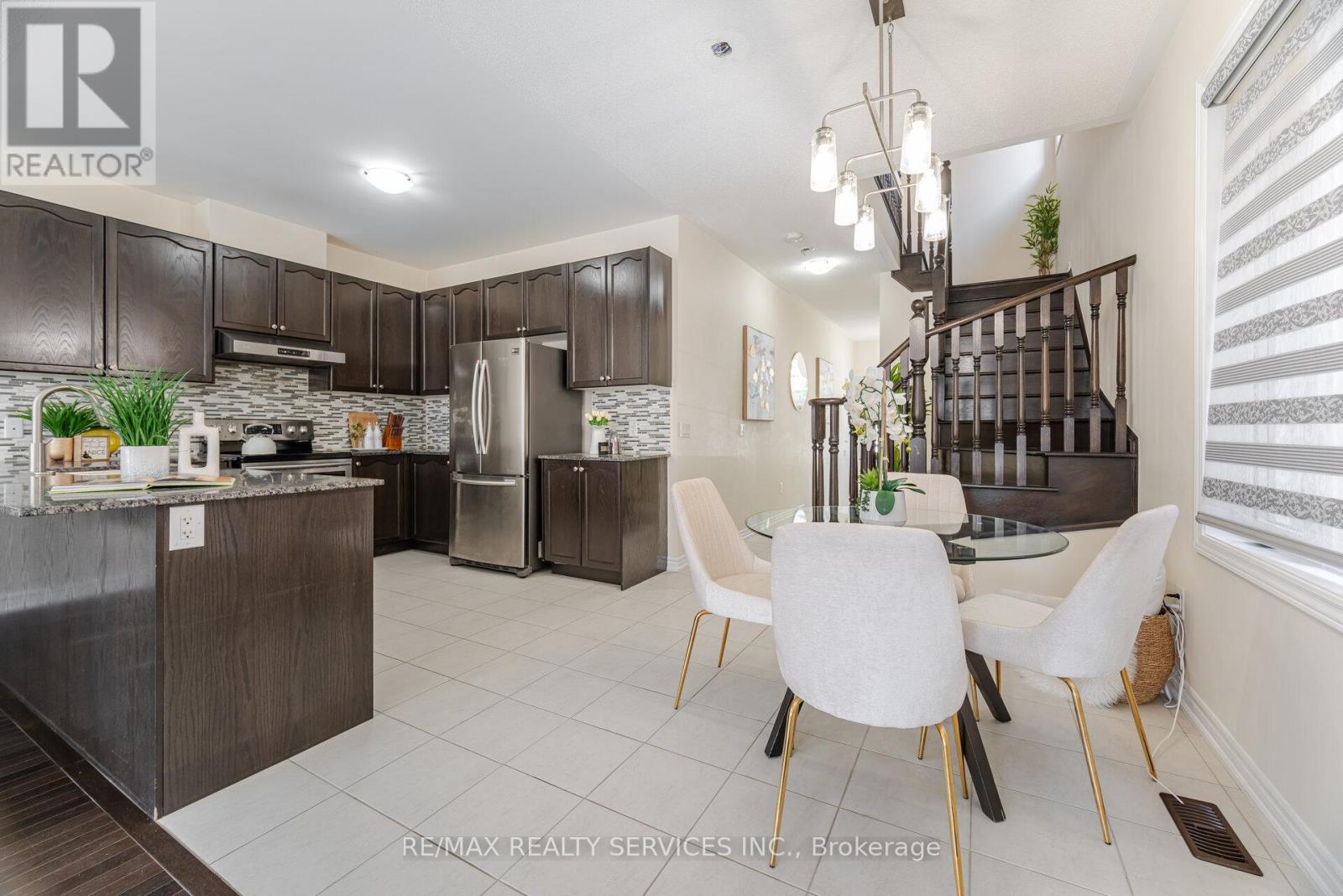 Photo 11 of 54 Maple Cider Street, Caledon ON