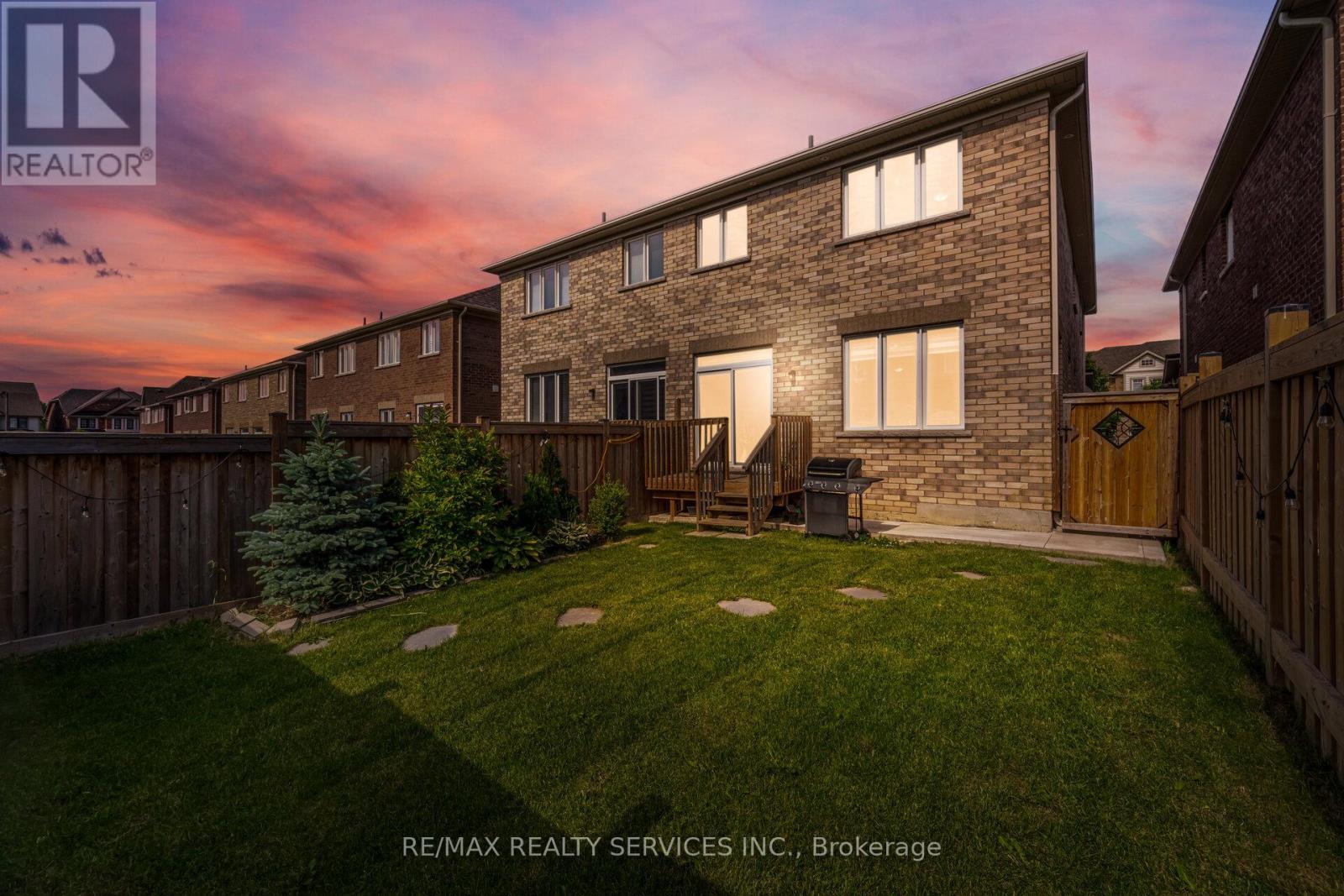 Photo 42 of 54 Maple Cider Street, Caledon ON