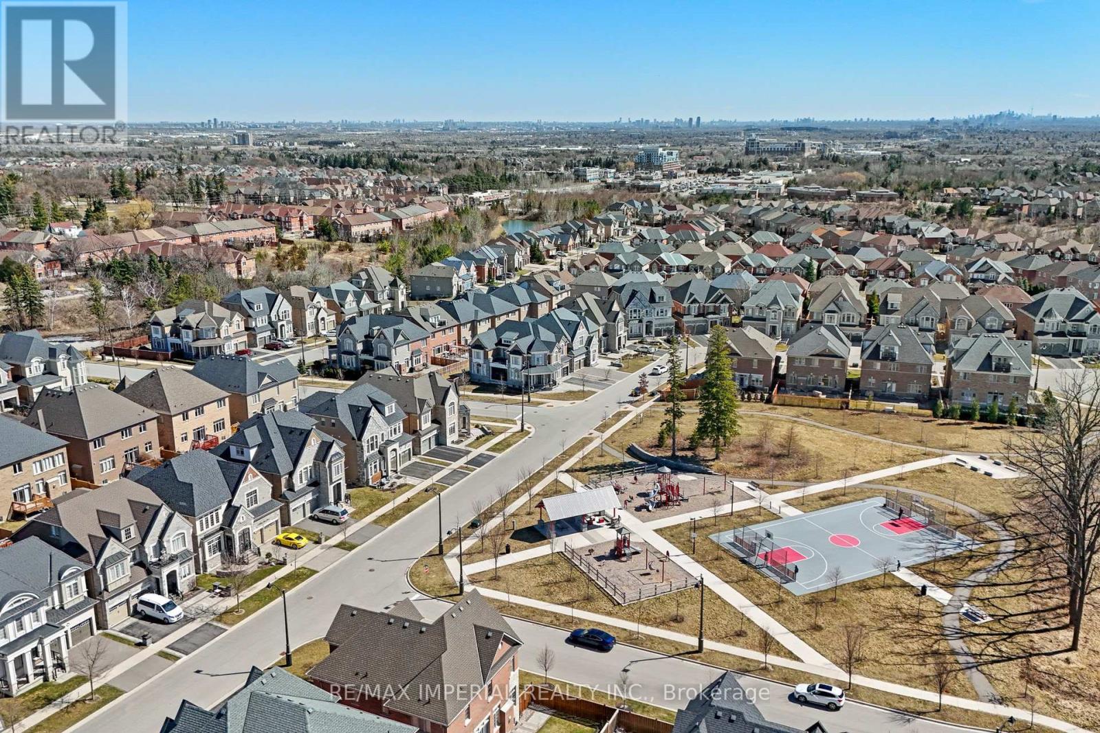 Photo 49 of 15 Rhine River Street, Richmond Hill ON
