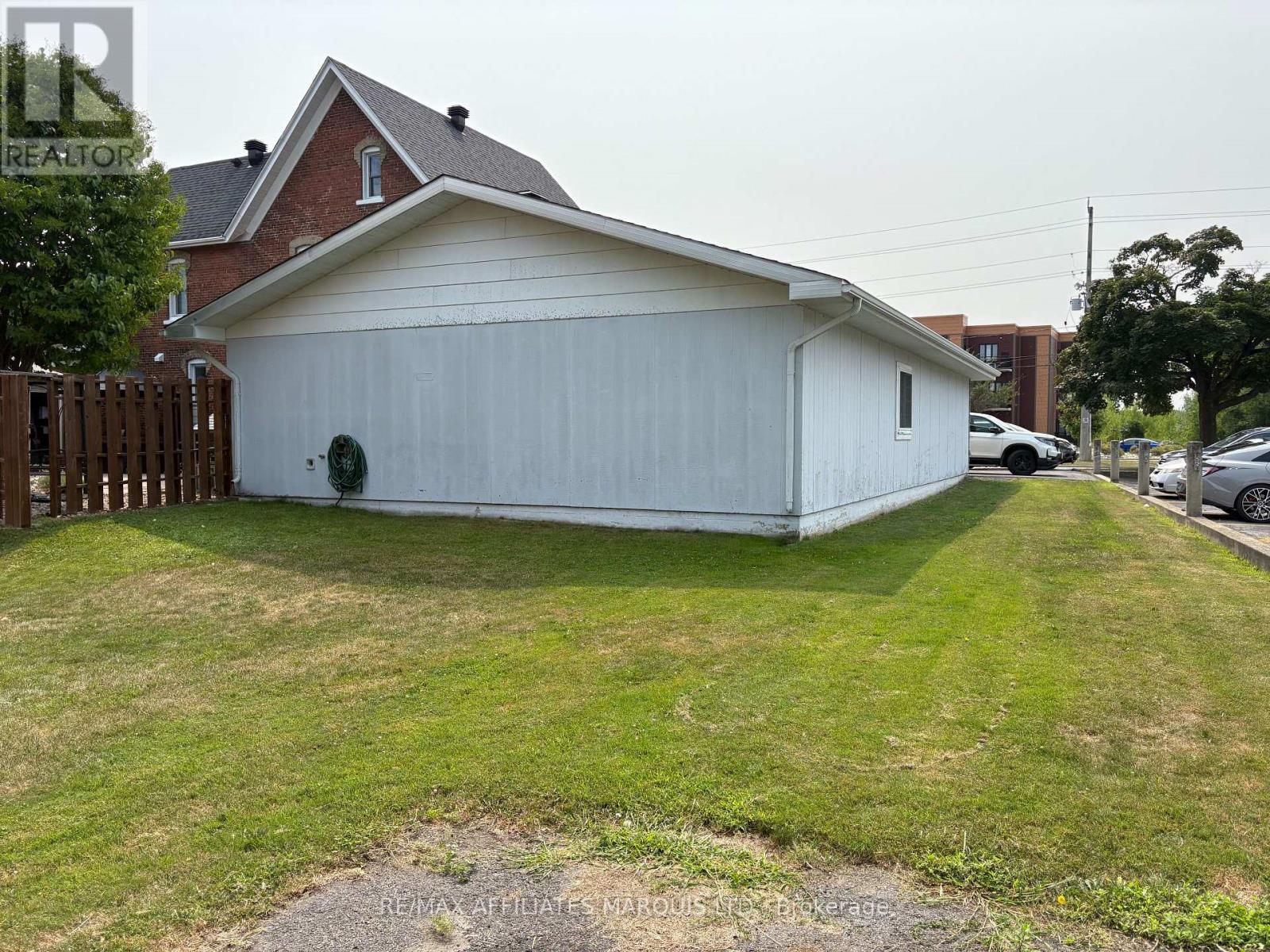 Photo 3 of 1217 Second Street W, Cornwall ON