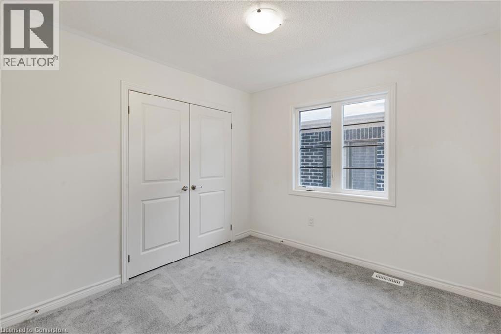 Photo 36 of 12 Sassafras Road, Midhurst ON