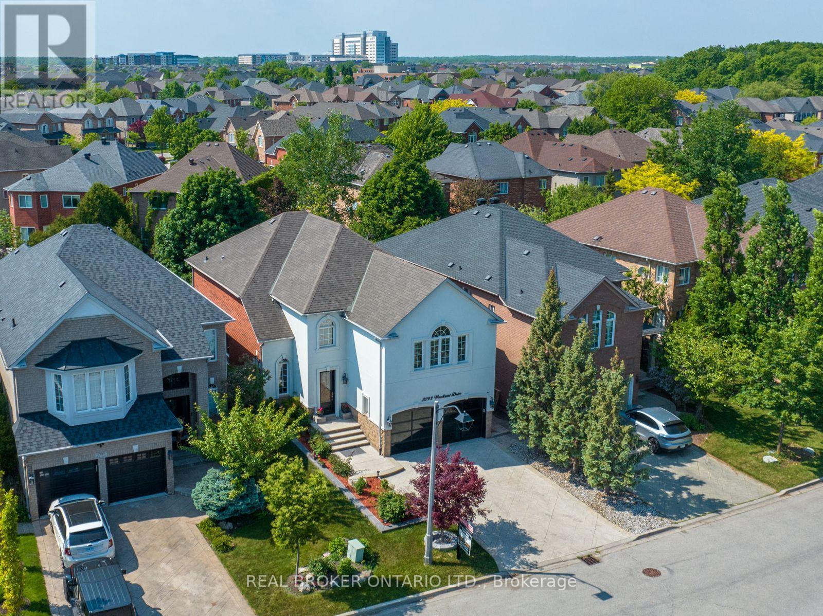 Photo 40 of 2293 Woodcrest Drive, Oakville ON