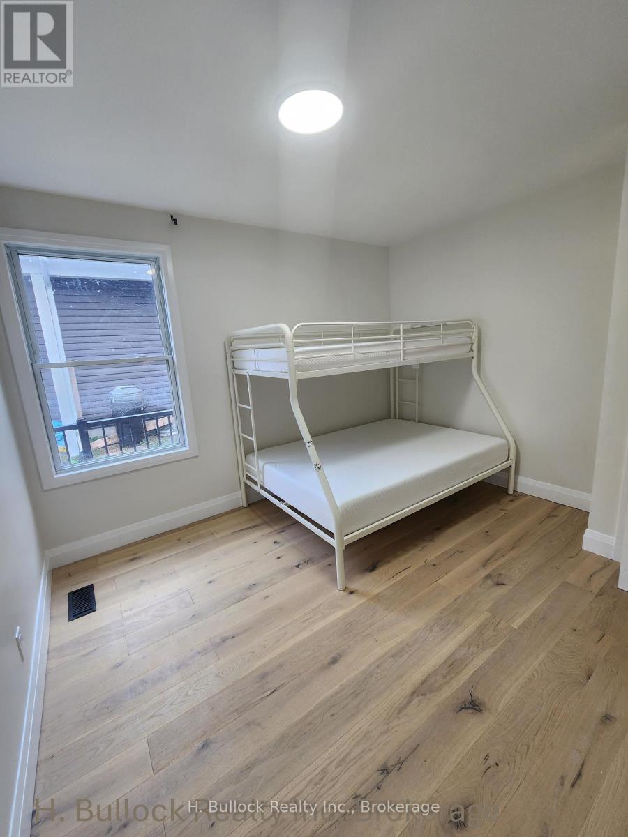 Photo 6 of 3336 Kodiak Street, Ottawa ON