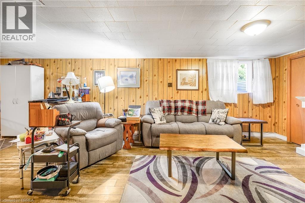 Photo 14 of 29 Whitehead Street, Brantford ON