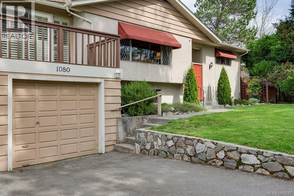 Photo 24 of 1080 Holly Park Rd, Central Saanich BC