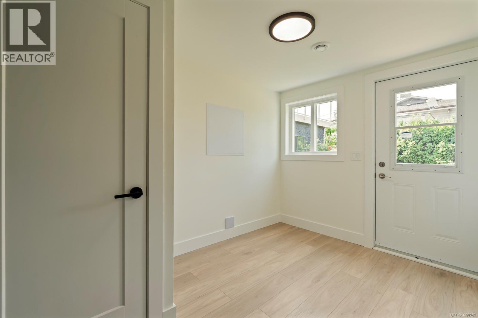 Photo 38 of 1873 San Juan Ave, Saanich BC