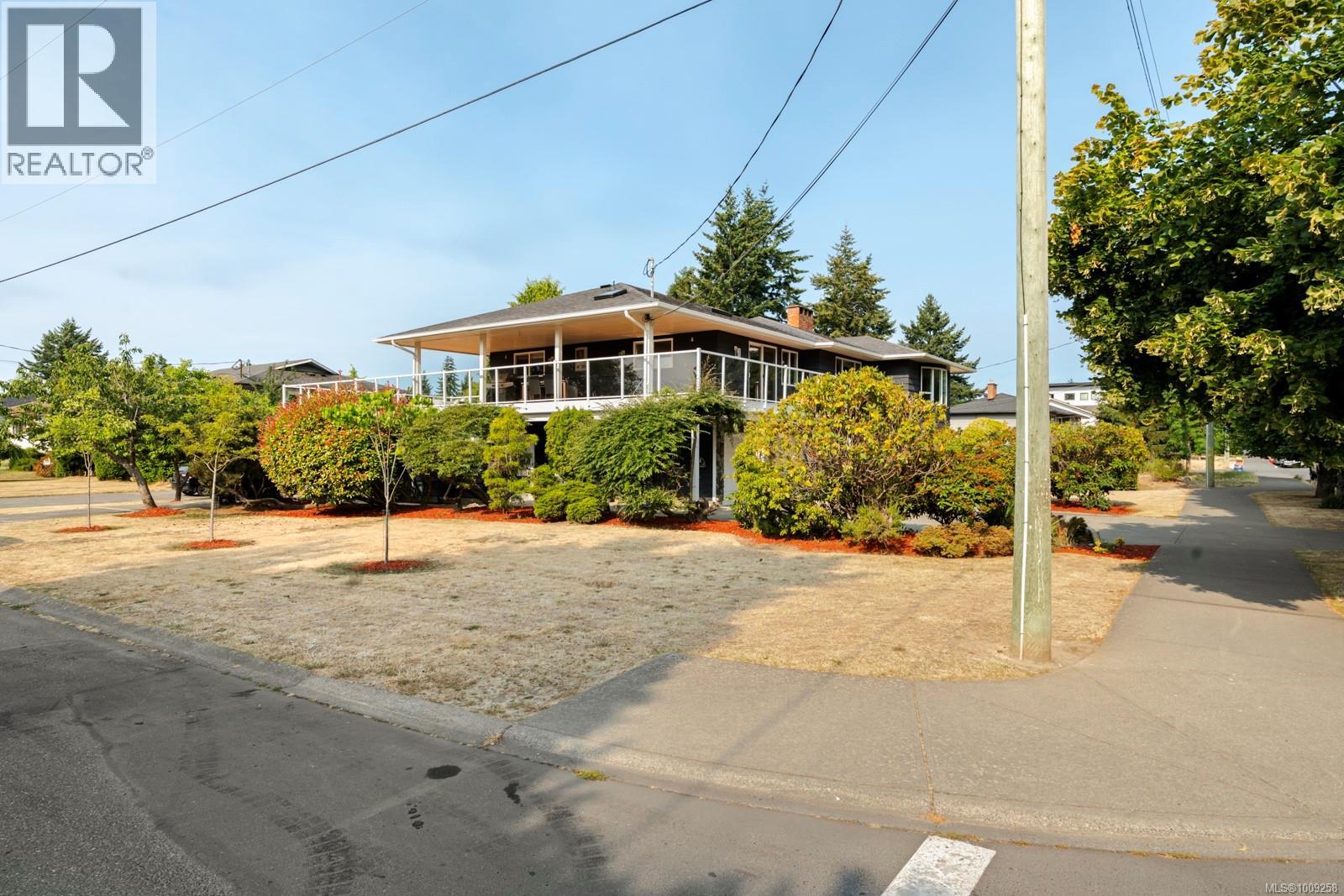 Photo 52 of 1873 San Juan Ave, Saanich BC