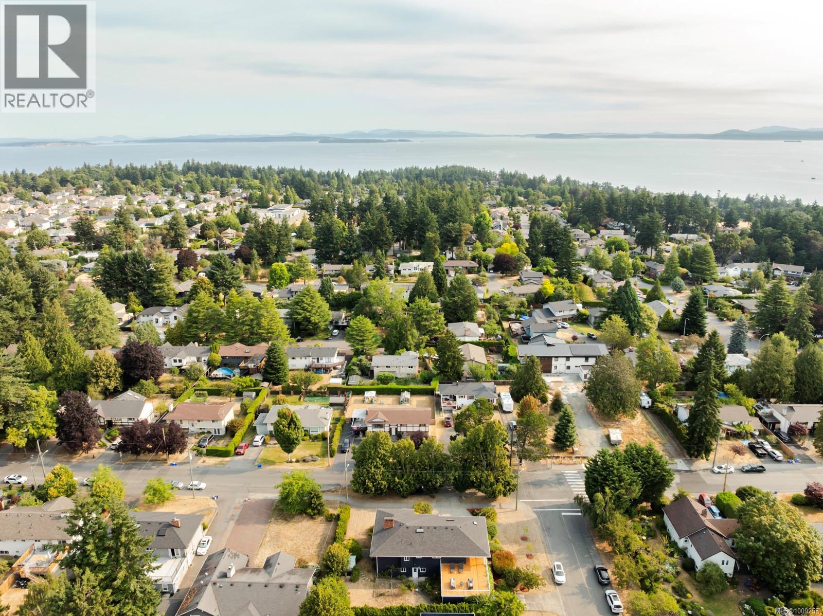 Photo 54 of 1873 San Juan Ave, Saanich BC