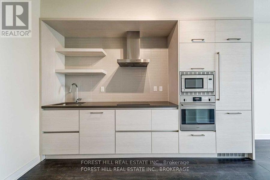 Photo 8 of 5306 2221 Yonge Street, Toronto ON
