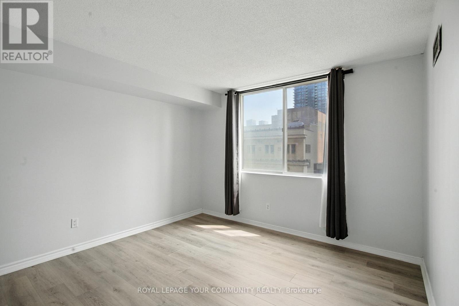 Photo 22 of 1103 25 Grenville Street, Toronto ON