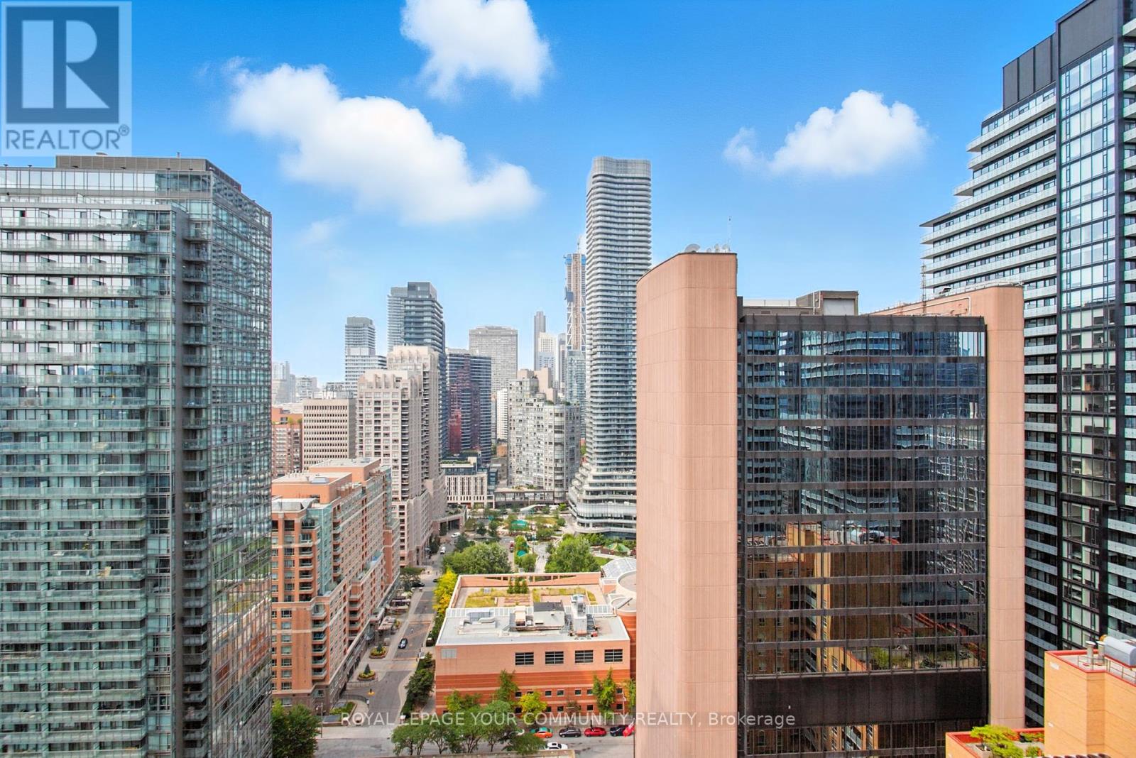 Photo 3 of 1103 25 Grenville Street, Toronto ON