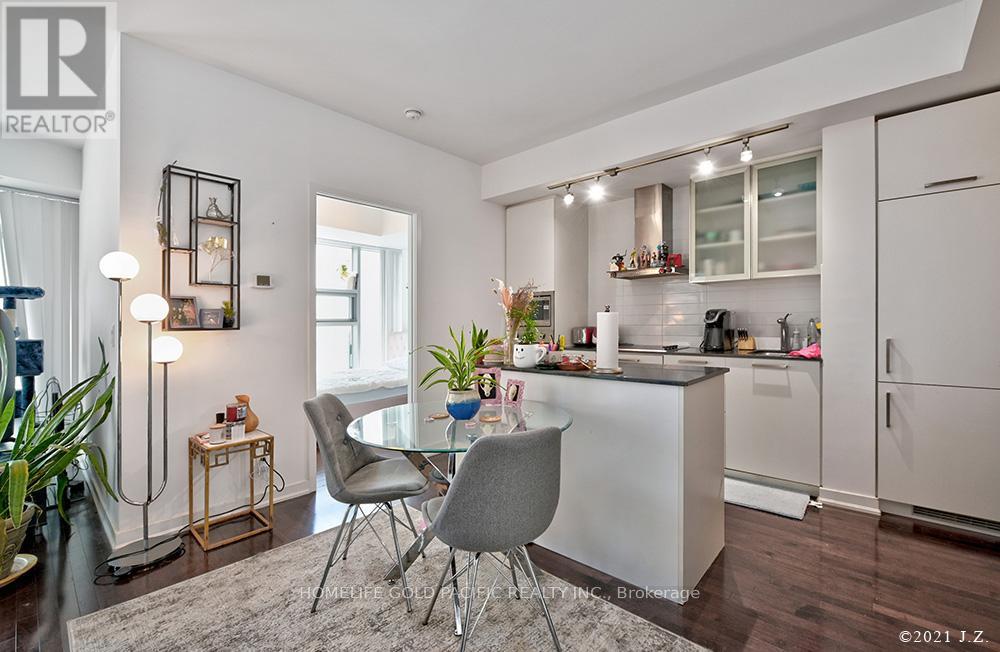 Photo 11 of 802 14 York Street, Toronto ON