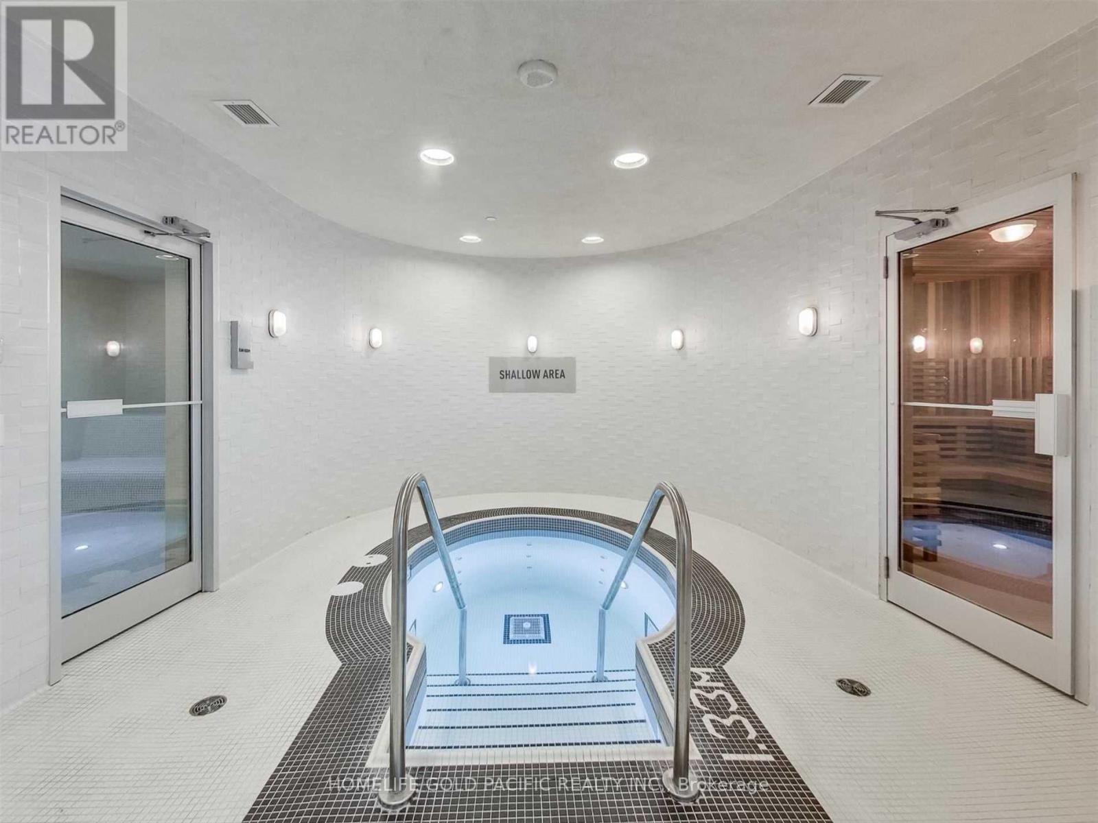 Photo 32 of 802 14 York Street, Toronto ON