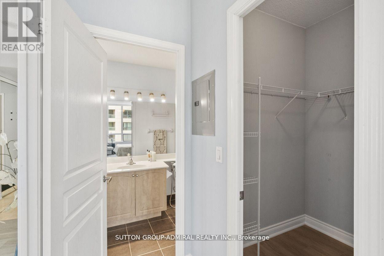 Photo 35 of 2102 509 Beecroft Road, Toronto ON