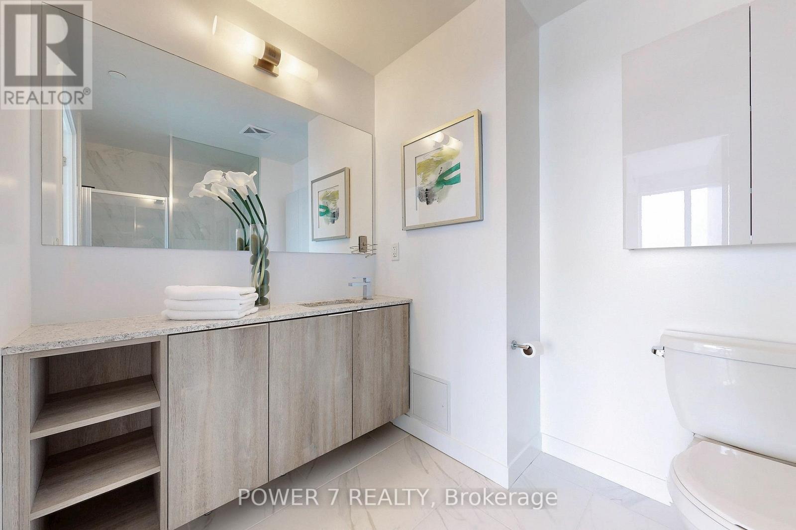 Photo 19 of 1110 31 Tippett Road, Toronto ON